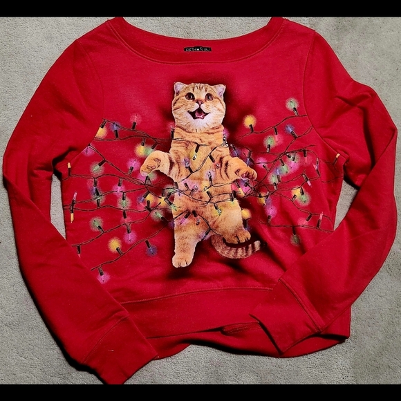 Red Christmas Cat Graphic Sweatshirt with lights - Worn Only Once - Picture 1 of 4